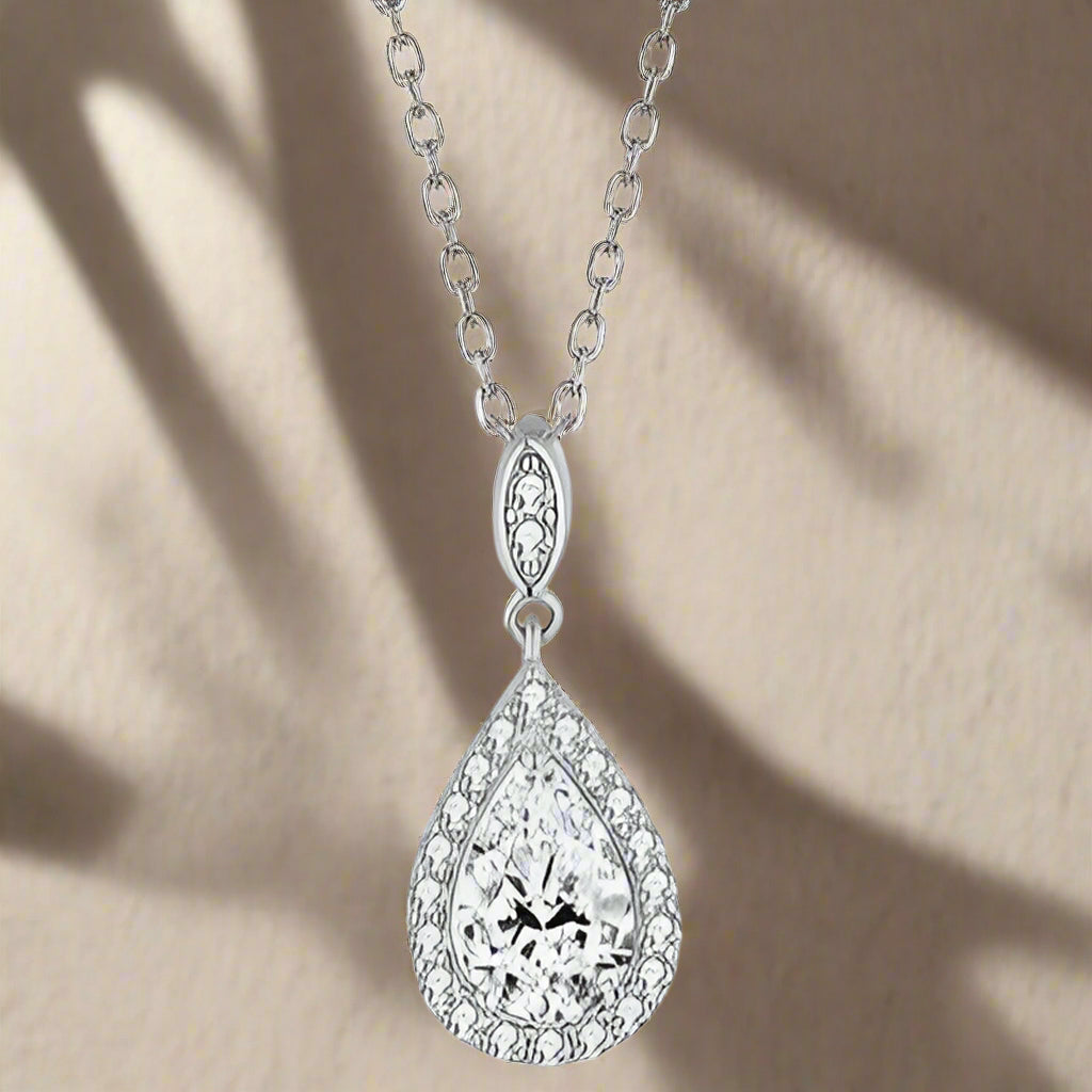 1.5 Carat Moissanite 925 Sterling Silver Teardrop Necklace Trendsi