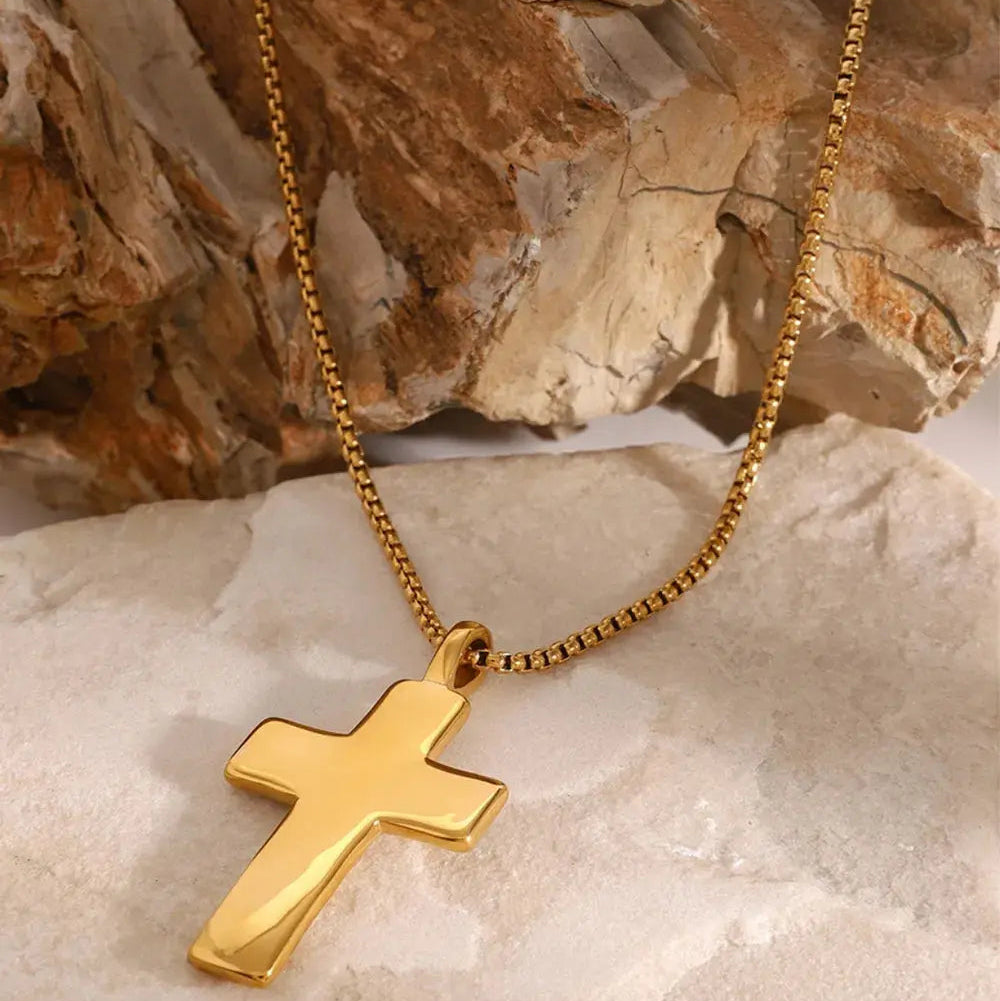 18K Gold-Plated Inlaid Zircon Cross Necklace Trendsi