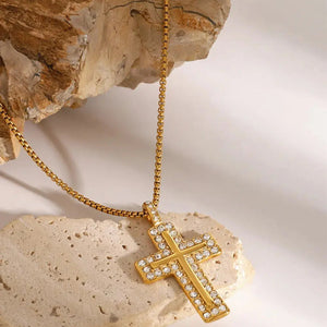 18K Gold-Plated Inlaid Zircon Cross Necklace Trendsi