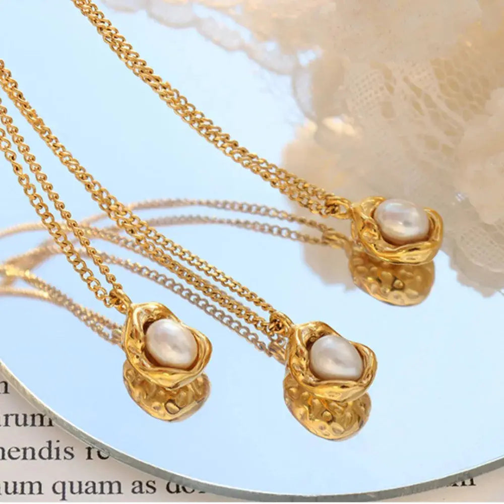18K Gold-Plated Pearl Pendant Necklace Trendsi