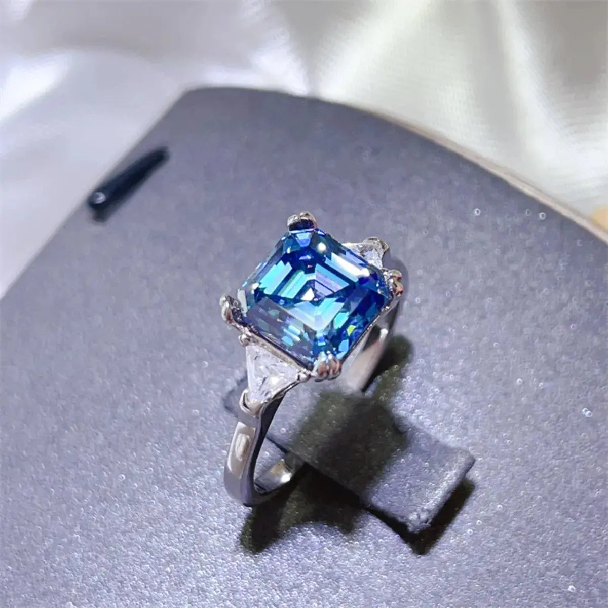 2 Carat Moissanite 925 Sterling Silver Ring Trendsi