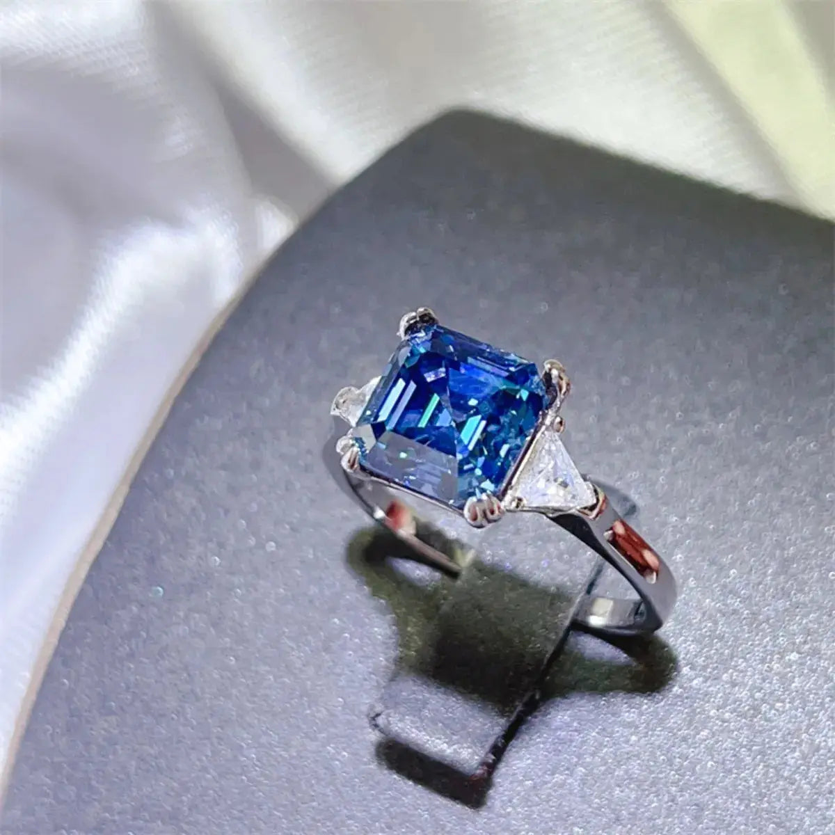 2 Carat Moissanite 925 Sterling Silver Ring Trendsi