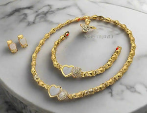 Infinite | Gold Love Jewelry Set Beauty Prologue