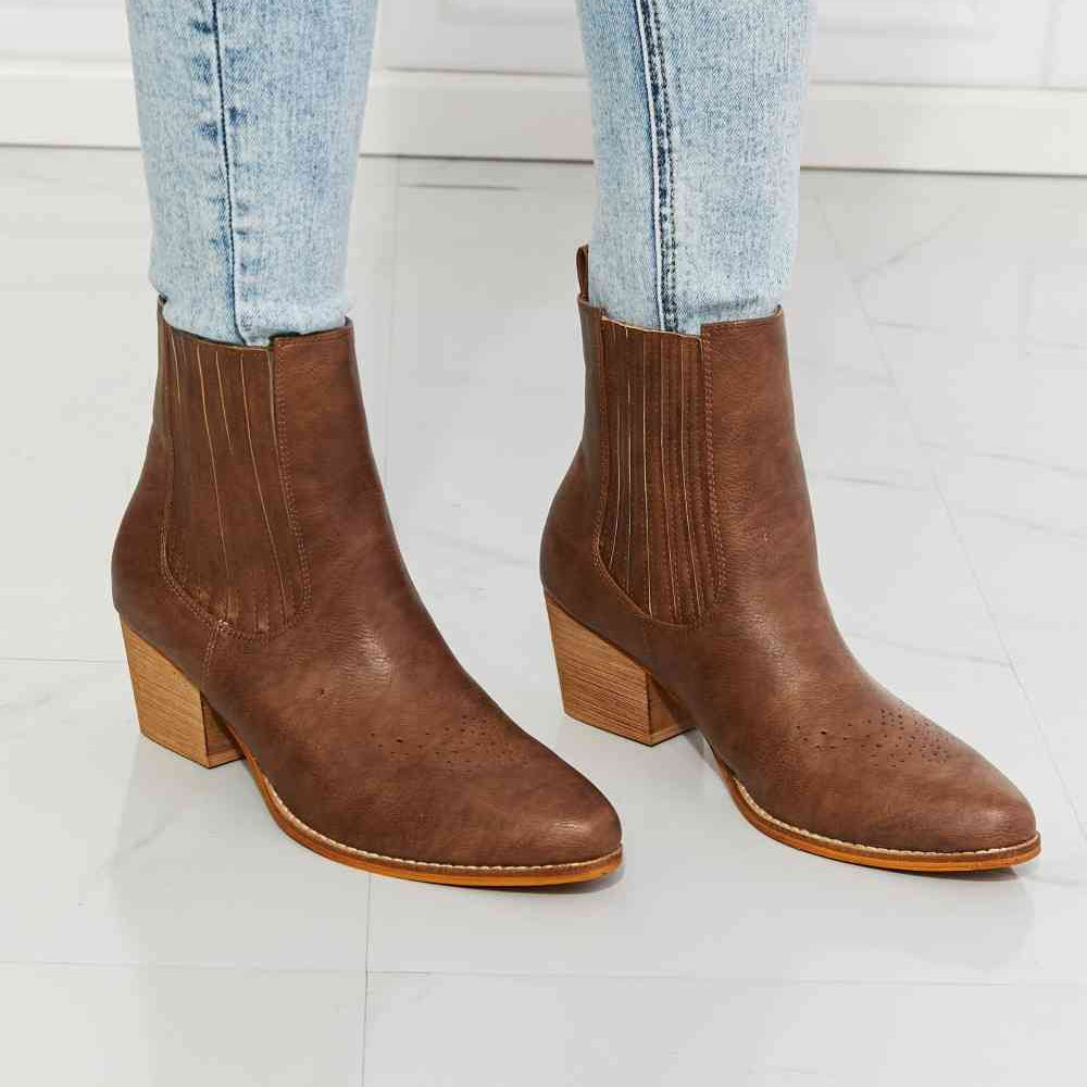 MMShoes Love the Journey Stacked Heel Chelsea Boot in Chestnut Trendsi