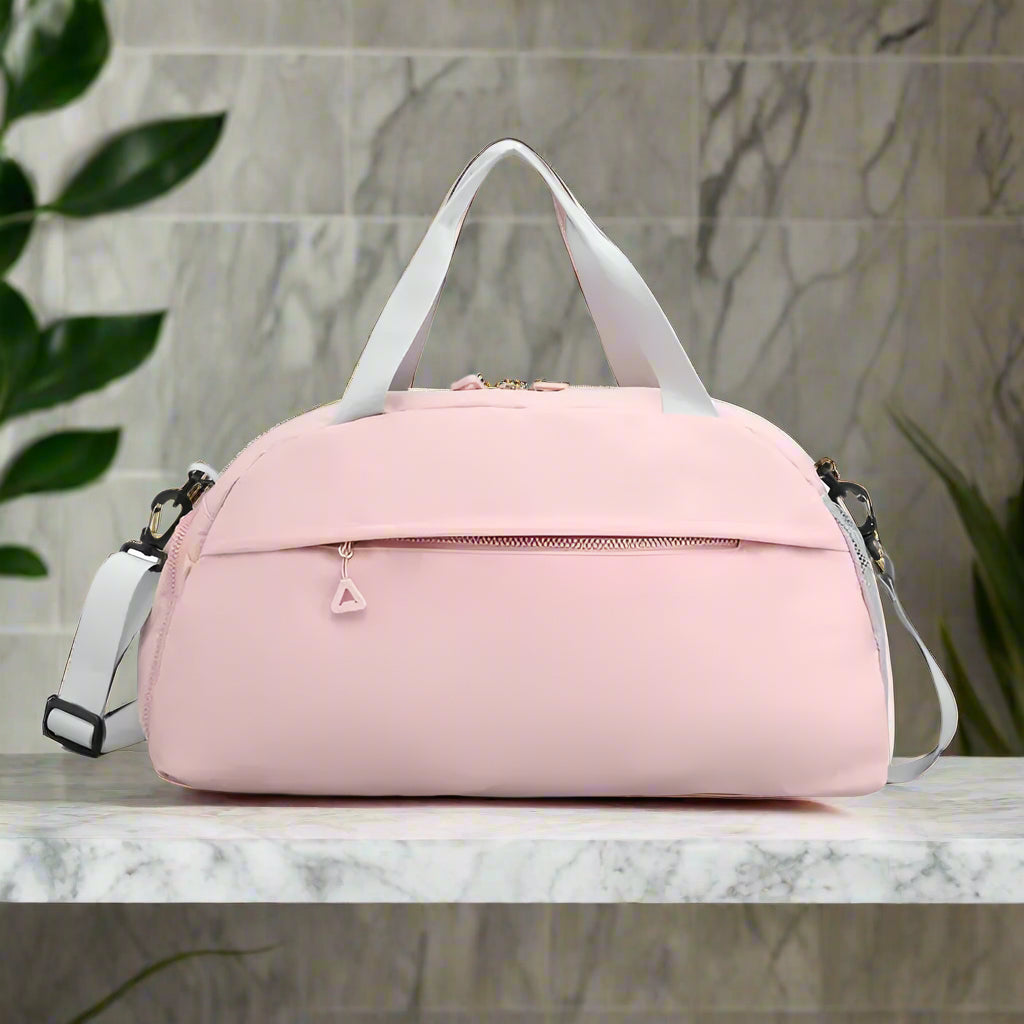 Nylon Solid Travel Bag Trendsi