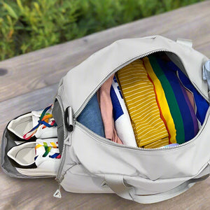 Nylon Solid Travel Bag Trendsi