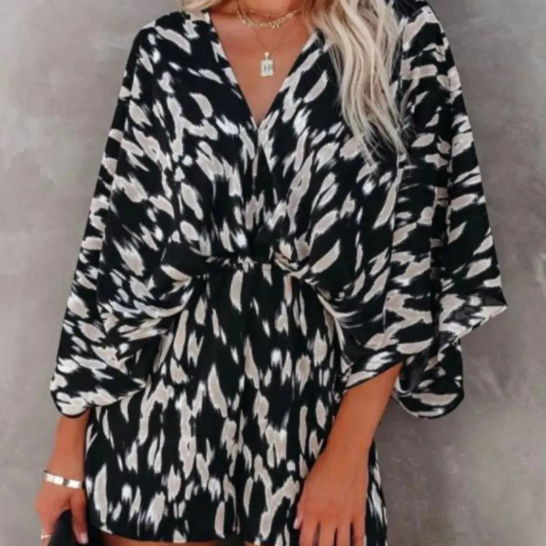 Oversized Tied Back Printed Romper Trendsi