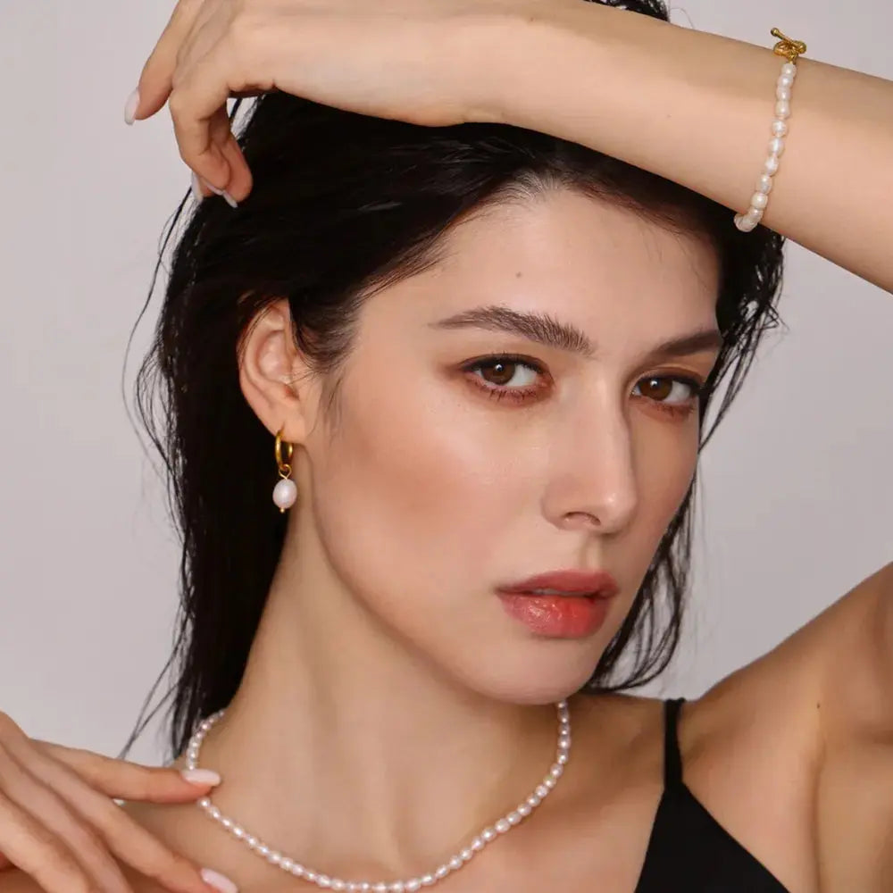 Pearl Necklace, Bracelet and Earrings 4-Piece Jewelry Set Trendsi